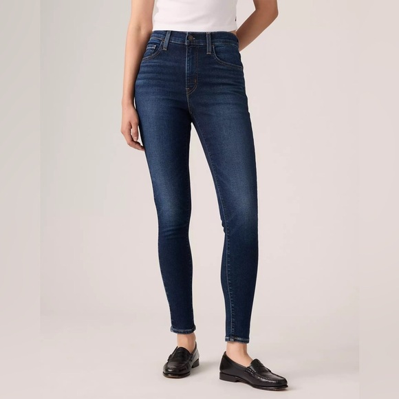LEVI’S Women’s 720 High Rise Super Skinny Jeans, One Wash Blue, 31/30 - Picture 1 of 9